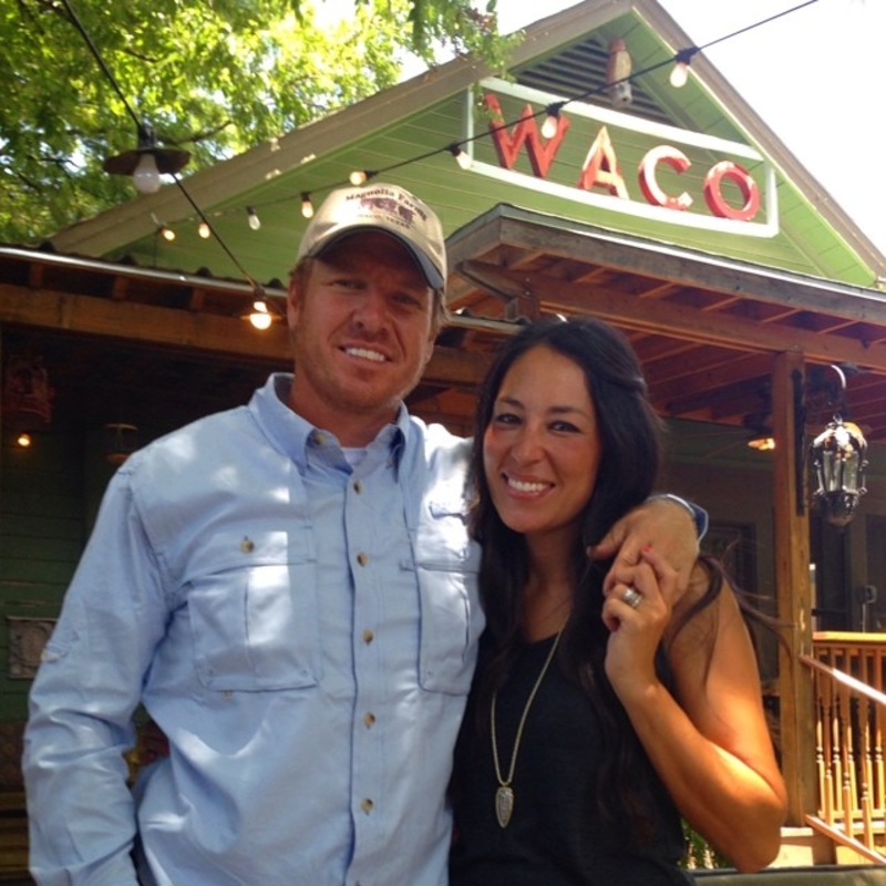 They Met at an Auto Shop in Waco | Instagram/@joannagaines